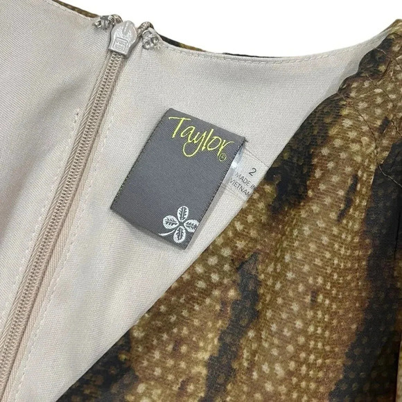 Taylor Brown Balloon Sleeve Snakeskin Printed Midi Dress 2 - Picture 5 of 5